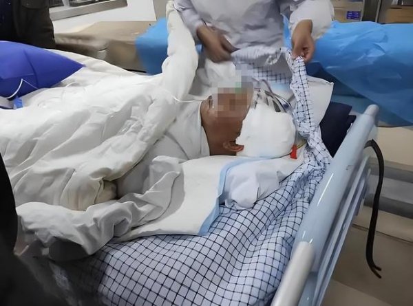股票配资专业网 55岁男子血压稳定，清晨发生脑溢血，主任：都是无知惹的祸